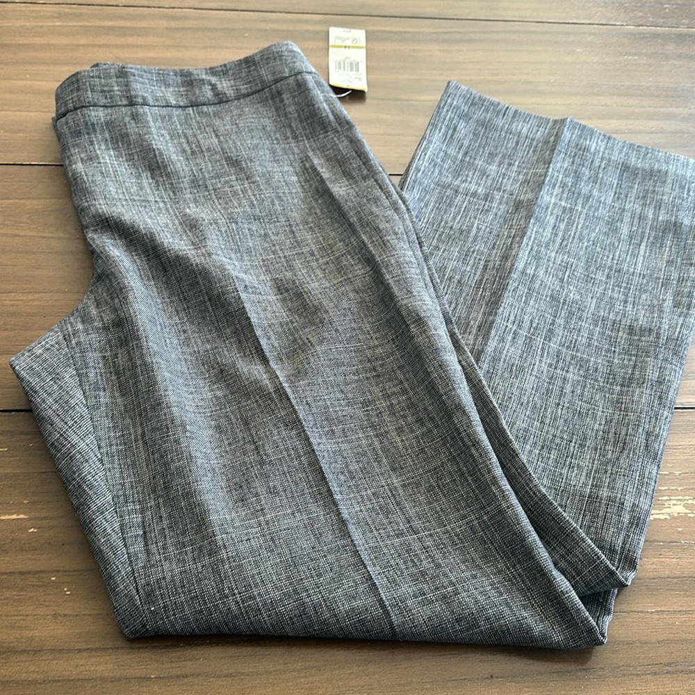 New 9&CO the modern fit pants size 14*